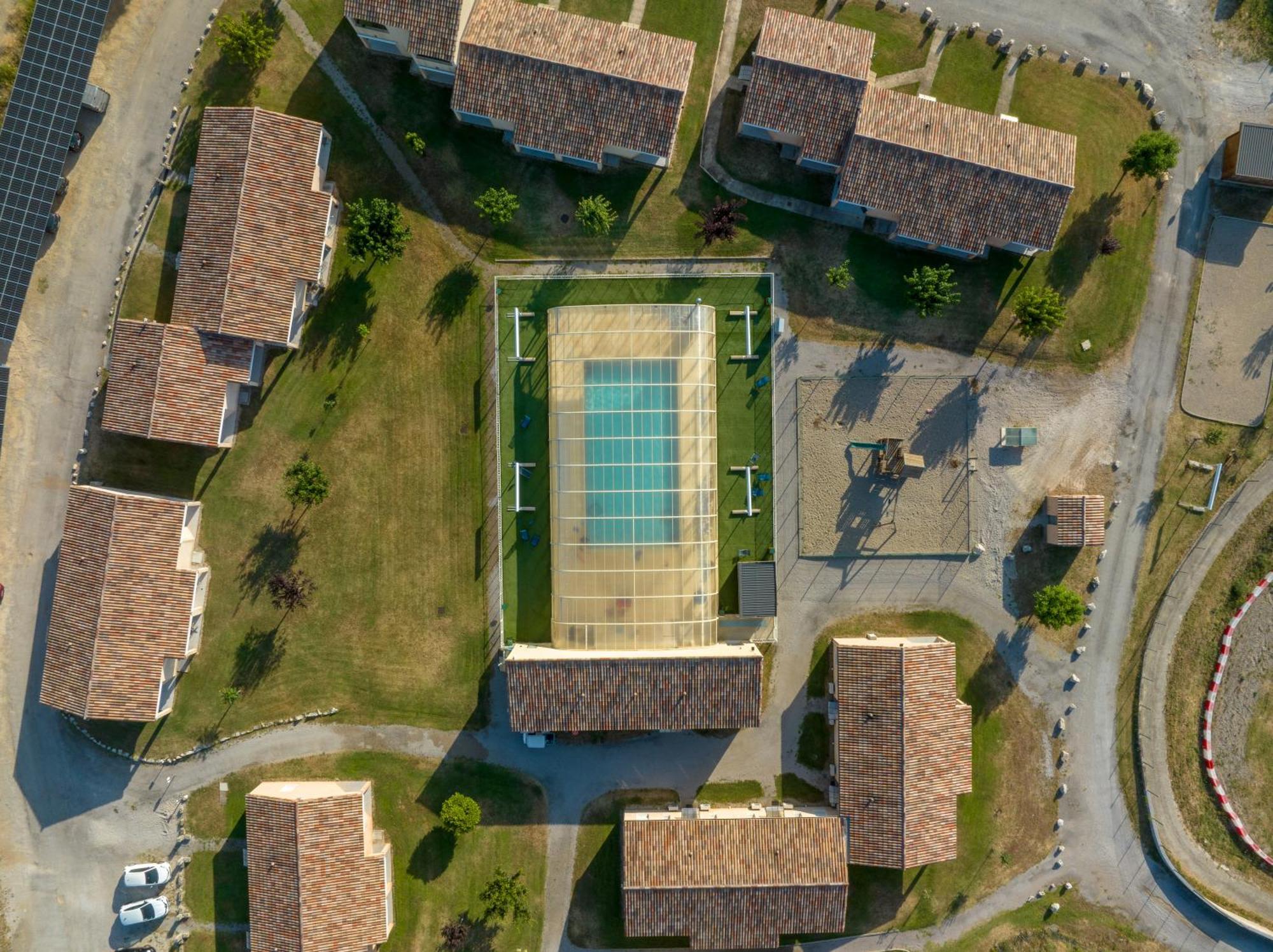 Park & Suites Village Gorges De L'Herault-Cevennes Brissac Exteriér fotografie